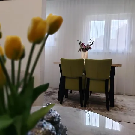 Apartman3 *